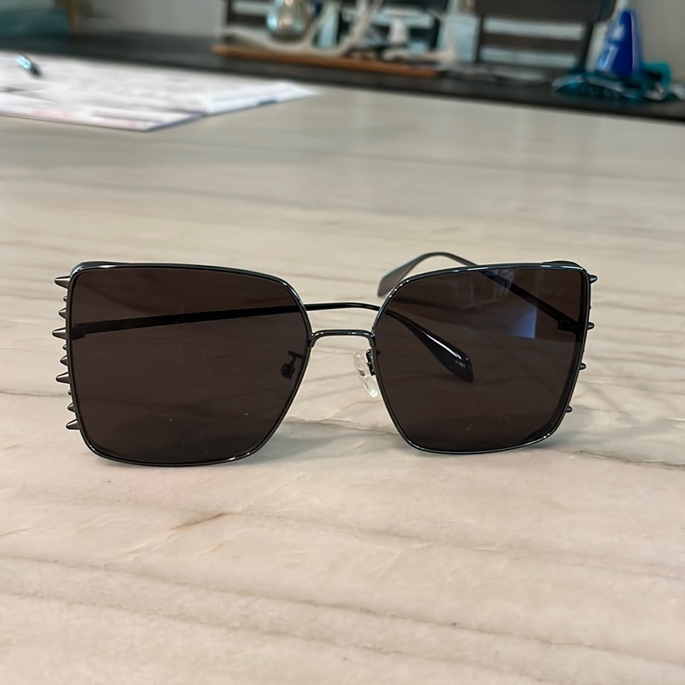 Alexander Mcqueen women’s sunglasses.